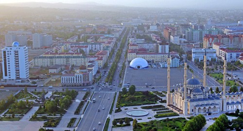 Грозный. Фото: пресс-служба мэрии Грозного http://grozmer.ru/v-blogah/groznyi.html Грозный. Фото: пресс-служба мэрии Грозного http://grozmer.ru/v-blogah/groznyi.html