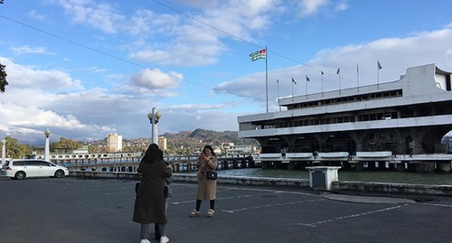Жители Сухума. Фото Анны Грицевич для "Кавказского узла" Жители Сухума. Фото Анны Грицевич для "Кавказского узла"