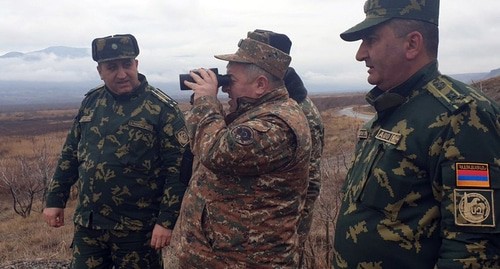 НА боевой позиции армии НКР. Фото: пресс-служба МО Армении http://www.mil.am/hy/news/7326 НА боевой позиции армии НКР. Фото: пресс-служба МО Армении http://www.mil.am/hy/news/7326