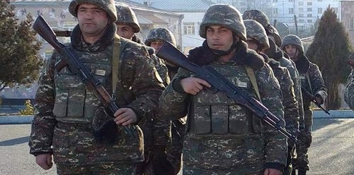 Солдаты армии НКР. Фото: пресс-служба МО Армении http://www.mil.am/hy/news/7326 Солдаты армии НКР. Фото: пресс-служба МО Армении http://www.mil.am/hy/news/7326
