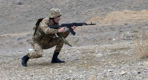 Солдат вооруженных сил Армении. Фото пресс-службы Минобороны Армении, http://www.mil.am Солдат вооруженных сил Армении. Фото пресс-службы Минобороны Армении, http://www.mil.am