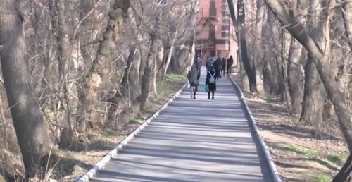 Парк имени Ленинского комсомола в Махачкале. Скриншот из видео со страницы мэра Махачкалы в Instagram. https://www.instagram.com/p/B7v3z9koExo/?igshid=169ybt95dm6n5 Парк имени Ленинского комсомола в Махачкале. Скриншот из видео со страницы мэра Махачкалы в Instagram. https://www.instagram.com/p/B7v3z9koExo/?igshid=169ybt95dm6n5