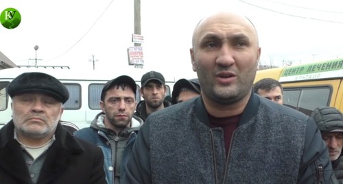Бастующие водители в Махачкале. Стоп кадр видео "Кавказского узла" https://www.youtube.com/watch?time_continue=49&v=WOsqhumTotQ&feature=emb_logo Бастующие водители в Махачкале. Стоп кадр видео "Кавказского узла" https://www.youtube.com/watch?time_continue=49&v=WOsqhumTotQ&feature=emb_logo