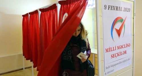 Во время голосования на внеочередных парламентских выборах в Азербайджане. 09.02.20 Фото Азиза Каримова для "Кавказского узла" Во время голосования на внеочередных парламентских выборах в Азербайджане. 09.02.20 Фото Азиза Каримова для "Кавказского узла"