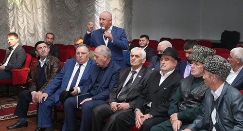 Заседание комиссии по адаптации. Фото: интернет-газета https://www.gazetaingush.ru/ Заседание комиссии по адаптации. Фото: интернет-газета https://www.gazetaingush.ru/