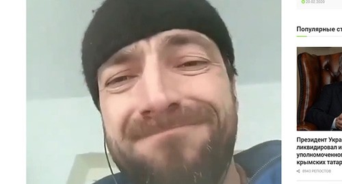 Кадр из видео с критикой в адрес Рамзана Кадырова. Стоп-кадр видео https://doshdu.com/odin-iz-propavshih-v-chechne-dagestancev-publikoval-video-s-oskorbleniyami-v-adres-kadyrova/ Кадр из видео с критикой в адрес Рамзана Кадырова. Стоп-кадр видео https://doshdu.com/odin-iz-propavshih-v-chechne-dagestancev-publikoval-video-s-oskorbleniyami-v-adres-kadyrova/