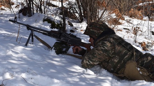 Солдат вооруженных сил Армении. Фото пресс-службы Минобороны Армении, http://www.mil.am Солдат вооруженных сил Армении. Фото пресс-службы Минобороны Армении, http://www.mil.am