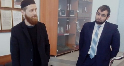 Абрагим Дугиев (слева) и Висит Цороев. Фото Вячеслава Ященко для "Кавказского узла" Абрагим Дугиев (слева) и Висит Цороев. Фото Вячеслава Ященко для "Кавказского узла"
