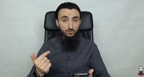 Тумсо Абдурахманов. Кадр видео https://www.youtube.com/watch?v=bsZ35llanes Тумсо Абдурахманов. Кадр видео https://www.youtube.com/watch?v=bsZ35llanes