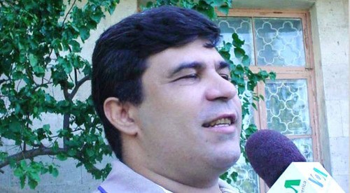 Эльмар Гусейнов. Фото: Voice of America - Elmar Hüseynovun "Amerikanın Səsi"nə müsahibəsi https://ru.wikipedia.org/ Эльмар Гусейнов. Фото: Voice of America - Elmar Hüseynovun "Amerikanın Səsi"nə müsahibəsi https://ru.wikipedia.org/
