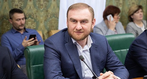 Рауф Арашуков. © Фото пресс-службы Совета Федерации Рауф Арашуков. © Фото пресс-службы Совета Федерации