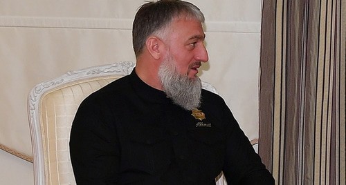 Адам Делимханов. Фото: President.az,, https://commons.wikimedia.org/w/index.php?curid=78427320 Адам Делимханов. Фото: President.az,, https://commons.wikimedia.org/w/index.php?curid=78427320