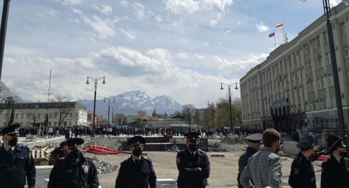 Акция протеста во Владикавказе. 20 апреля 2020 г. Фото Эммы Марзоевой для "Кавказского узла" Акция протеста во Владикавказе. 20 апреля 2020 г. Фото Эммы Марзоевой для "Кавказского узла"