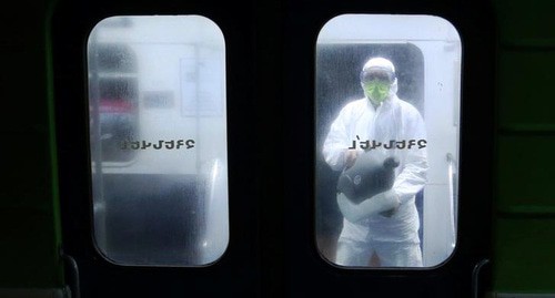 Дезинфекция метро в Ереване. Фото Vahram Baghdasaryan/ REUTERS Дезинфекция метро в Ереване. Фото Vahram Baghdasaryan/ REUTERS