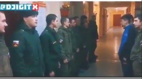 Военнослужащие. Скриншот с видео Telegram-канале https://t.me/mnogonazi/3519 Военнослужащие. Скриншот с видео Telegram-канале https://t.me/mnogonazi/3519