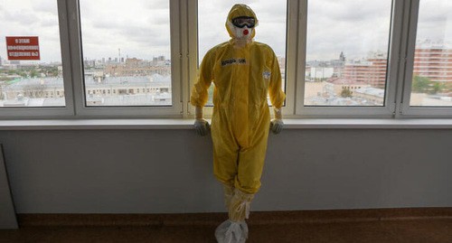Медик. Фото: Sofya Sandurskaya/REUTERS Медик. Фото: Sofya Sandurskaya/REUTERS