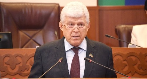 Хизри Шихсаидов. Фото: пресс-служба парламента Дагестана. http://nsrd.ru Хизри Шихсаидов. Фото: пресс-служба парламента Дагестана. http://nsrd.ru