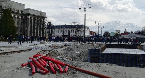 Митинг во Владикавказе. 20 апреля 2020 г. Фото Эммы Марзоевой для "Кавказского узла" Митинг во Владикавказе. 20 апреля 2020 г. Фото Эммы Марзоевой для "Кавказского узла"