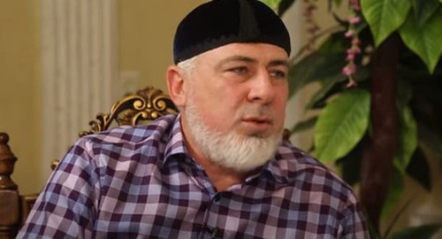 Бывший начальник охраны президента Ичкерии Аслана Масхадова Шаа Турлаев. Стоп-кадр https://www.youtube.com/watch?v=c9iH2wYTHa8 Бывший начальник охраны президента Ичкерии Аслана Масхадова Шаа Турлаев. Стоп-кадр https://www.youtube.com/watch?v=c9iH2wYTHa8