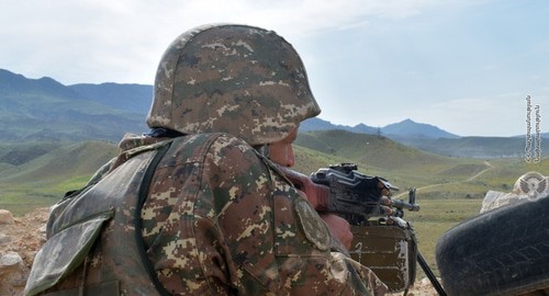 Солдат армии защиты Карабаха. Фото пресс-службы МО Армении Солдат армии защиты Карабаха. Фото пресс-службы МО Армении