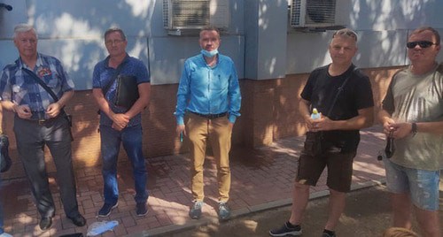 Группа поддержки Александра Коровайного. Фото предоставлено Анастасией Тетериной
Группа поддержки Александра Коровайного. Фото предоставлено Анастасией Тетериной