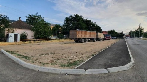 Участок под сквер памяти медработников в Махачкале. Фото пресс-службы мэрии, https://www.mkala.ru/info/news/2020/06/21/news_24098.html Участок под сквер памяти медработников в Махачкале. Фото пресс-службы мэрии, https://www.mkala.ru/info/news/2020/06/21/news_24098.html