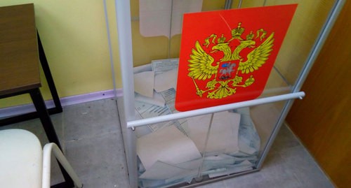 Урна с бюллетенями для голосования. Фото Светланы Кравченко для "Кавказского узла" Урна с бюллетенями для голосования. Фото Светланы Кравченко для "Кавказского узла"