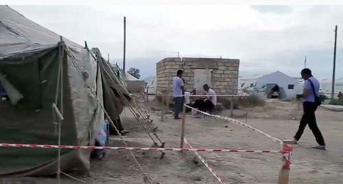 Палаточный лагерь в дагестанском поселке Куллар. Стоп-кадр видео "Кавказского узла" Палаточный лагерь в дагестанском поселке Куллар. Стоп-кадр видео "Кавказского узла"