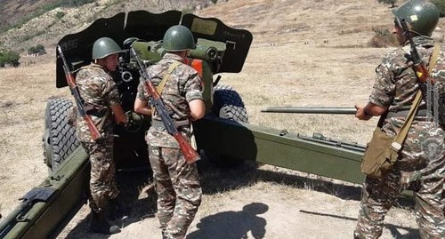 Военнослужащие армянской армии Фото пресс-службы МО Армениии http://mil.am/hy/news/8081 Военнослужащие армянской армии Фото пресс-службы МО Армениии http://mil.am/hy/news/8081