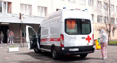 Скорая помощь в Северной Осетии. Кадр видео https://www.ntv.ru/novosti/2330685/?noredir=true Скорая помощь в Северной Осетии. Кадр видео https://www.ntv.ru/novosti/2330685/?noredir=true