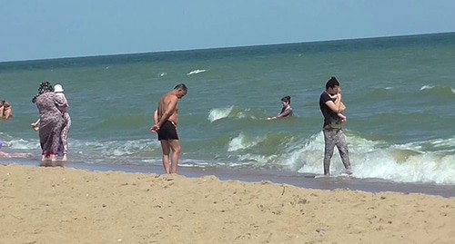 Пляж в Махачкале. Стоп-кадр видео
Вадима Сергина https://www.youtube.com/watch?v=0A-85zh7RR4 Пляж в Махачкале. Стоп-кадр видео
Вадима Сергина https://www.youtube.com/watch?v=0A-85zh7RR4