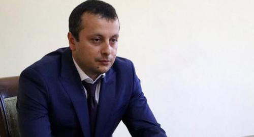 Фуад Шихиев. Фото: пресс-служба администрации Дербентского района Дагестана http://dagpravda.ru/novosti/i-o-glavy-derbentskogo-rajona-stal-fuad-shihiev Фуад Шихиев. Фото: пресс-служба администрации Дербентского района Дагестана http://dagpravda.ru/novosti/i-o-glavy-derbentskogo-rajona-stal-fuad-shihiev