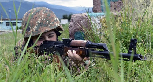 Солдаты армянской армии. Фото пресс-службы МО Армении http://mil.am/hy/news/8213 Солдаты армянской армии. Фото пресс-службы МО Армении http://mil.am/hy/news/8213