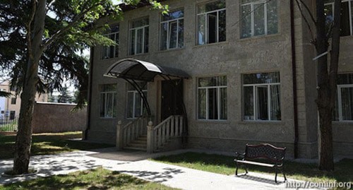 Генпрокуратура Южной Осетии. Фото: ОИП НЫХАС http://www.nykhas.ru/763077/genprokuratura-yuzhnoy-osetii-zavela-u-2/ Генпрокуратура Южной Осетии. Фото: ОИП НЫХАС http://www.nykhas.ru/763077/genprokuratura-yuzhnoy-osetii-zavela-u-2/