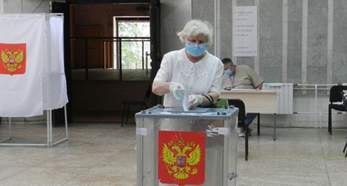 Голосование. Фото Татьяны Филимоновой для "Кавказского узла" Голосование. Фото Татьяны Филимоновой для "Кавказского узла"