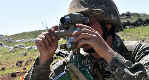 Солдат армянской армии. Фото пресс-службы МО Армении https://mil.am/hy/news/8385 Солдат армянской армии. Фото пресс-службы МО Армении https://mil.am/hy/news/8385