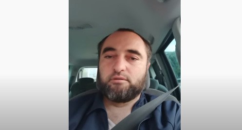 Сайд-Хусейн Магомадов. Стоп-кадр видео https://www.youtube.com/watch?v=IsnD9txSJyU Сайд-Хусейн Магомадов. Стоп-кадр видео https://www.youtube.com/watch?v=IsnD9txSJyU