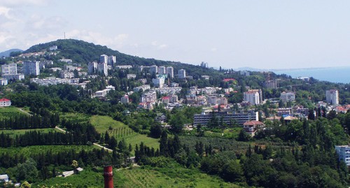 Гора Бытха. Сочи. Фото: Alexander V. Solomin https://ru.wikipedia.org/ Гора Бытха. Сочи. Фото: Alexander V. Solomin https://ru.wikipedia.org/