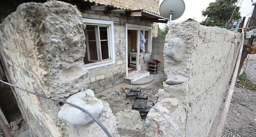 Разрушенный жилой дом в Азербайджане. 3 октября 2020 г. Фото Азиза Каримова для "Кавказского узла" Разрушенный жилой дом в Азербайджане. 3 октября 2020 г. Фото Азиза Каримова для "Кавказского узла"
