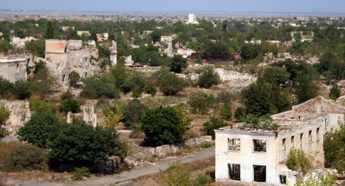 Агдам, Нагорный Карабах. Фото Joaoleitao
http://ru.wikipedia.org https://ru.wikipedia.org/wiki/Агдам#/media/Файл:Agdam-nagorno-karabakh-3.jpg Агдам, Нагорный Карабах. Фото Joaoleitao
http://ru.wikipedia.org https://ru.wikipedia.org/wiki/Агдам#/media/Файл:Agdam-nagorno-karabakh-3.jpg
