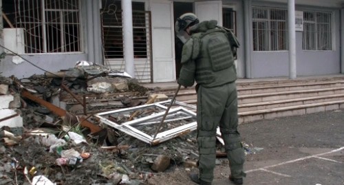 Сотрудник МС на улице Степанакерта 02.12.2020. Фото пресс-службы Минобороны РФ http://mil.ru/russian_peacekeeping_forces/news/more.htm?id=12327996@egNews Сотрудник МС на улице Степанакерта 02.12.2020. Фото пресс-службы Минобороны РФ http://mil.ru/russian_peacekeeping_forces/news/more.htm?id=12327996@egNews