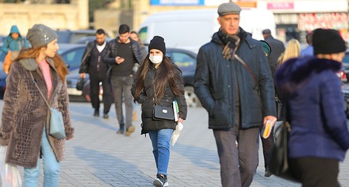 Жители Баку на улицах города. Март 2020 г. Фото Азиза Каримова для "Кавказского узла" Жители Баку на улицах города. Март 2020 г. Фото Азиза Каримова для "Кавказского узла"