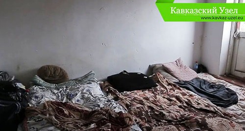 Лагерь в Кулларе. Кадр видео "Кавказского узла" https://www.youtube.com/watch?v=n-JJNn-2XLI&feature=emb_logo