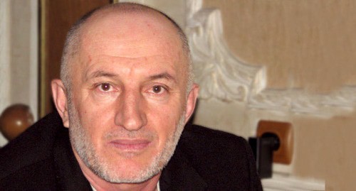 Ахмеднаби Ахмеднабиев во время пресс-конференции, посвященной безопасности журналистов. Махачкала, 14 января 2013 г. Фото Светланы Свистуновой для "Кавказского узла". Ахмеднаби Ахмеднабиев во время пресс-конференции, посвященной безопасности журналистов. Махачкала, 14 января 2013 г. Фото Светланы Свистуновой для "Кавказского узла".