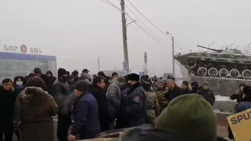 Скриншот видео https://www.youtube.com/watch?v=xJuZxKsM8Hw&feature=emb_logo Скриншот видео https://www.youtube.com/watch?v=xJuZxKsM8Hw&feature=emb_logo