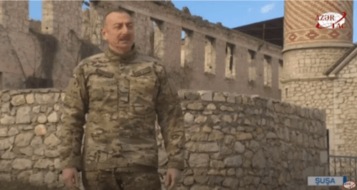 Ильхам Алиев в Шуше 14 января 2021 года. Стоп-кадр видео https://youtu.be/L4B0RfWUjeU Ильхам Алиев в Шуше 14 января 2021 года. Стоп-кадр видео https://youtu.be/L4B0RfWUjeU