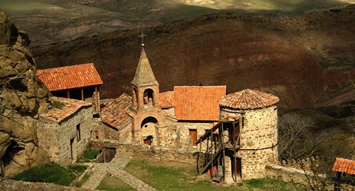 Монастырь Давид-Гареджа. Фото: Vardanashvili https://ru.wikipedia.org/ Монастырь Давид-Гареджа. Фото: Vardanashvili https://ru.wikipedia.org/
