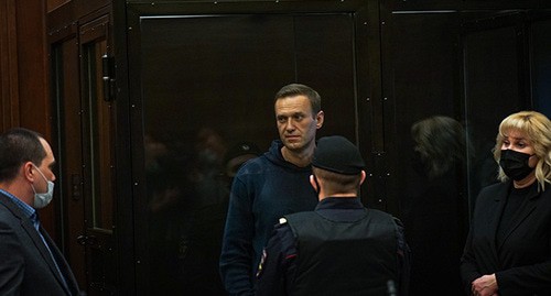 Алексей Навальный в зале суда, 2 февраля 2021 года. Фото: пресс-служба Мосгорсуда Алексей Навальный в зале суда, 2 февраля 2021 года. Фото: пресс-служба Мосгорсуда