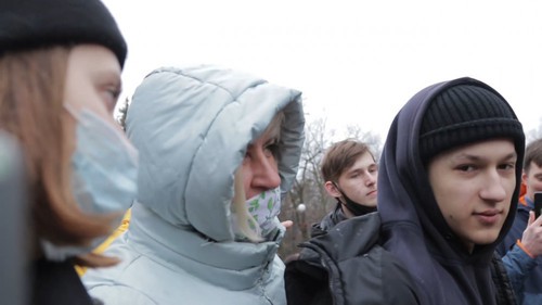Светлана Шишканова на митинге 31.01.21. Кадр видео
Блокнот Rostov https://www.youtube.com/watch?v=-BjYM3l1WNU&feature=emb_logo Светлана Шишканова на митинге 31.01.21. Кадр видео
Блокнот Rostov https://www.youtube.com/watch?v=-BjYM3l1WNU&feature=emb_logo