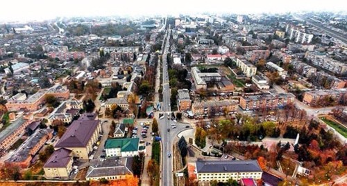 Панорама Прохладного. Фото Racurs07- https://commons.wikimedia.org/wiki/Category:Prokhladny#/media/File:Прохладный_панорама.png Панорама Прохладного. Фото Racurs07- https://commons.wikimedia.org/wiki/Category:Prokhladny#/media/File:Прохладный_панорама.png